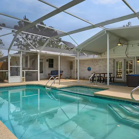 18 Initial Ln Villa